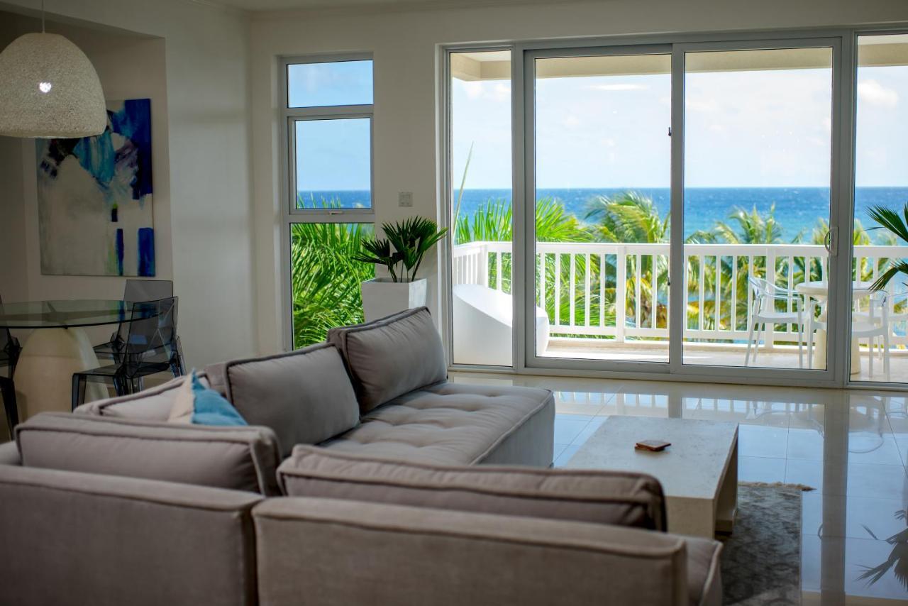 Whispering Seas Oceanfront Suite Ocho Rios Exterior photo