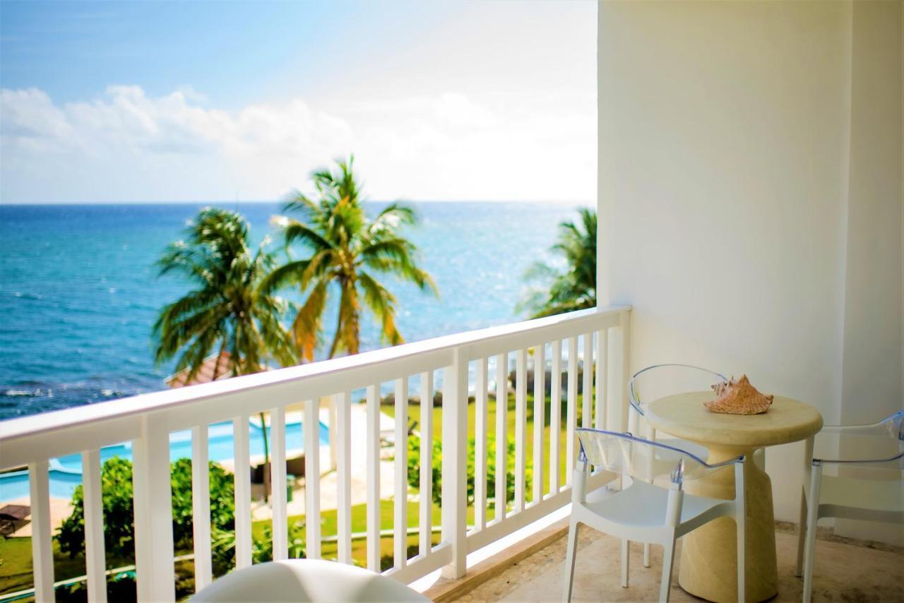 Whispering Seas Oceanfront Suite Ocho Rios Exterior photo